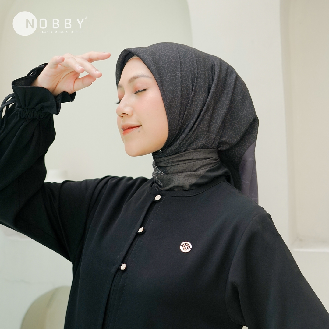 Chitra Scarf - Hitam